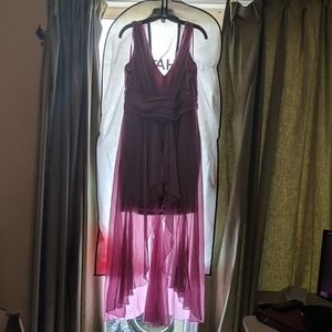 Le Chateau Size Large Dress.